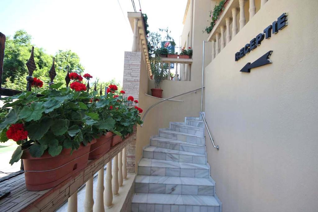 Hotel Dynes Eforie Nord Exterior foto